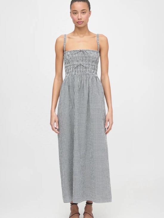 Hill House Dresses & Skirts - Hill House The Larissa Nap Dress Size M